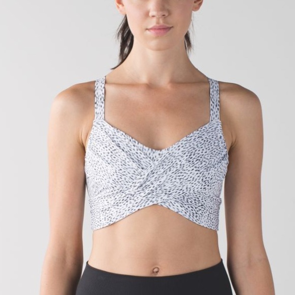 Lululemon wrap it up sports bra